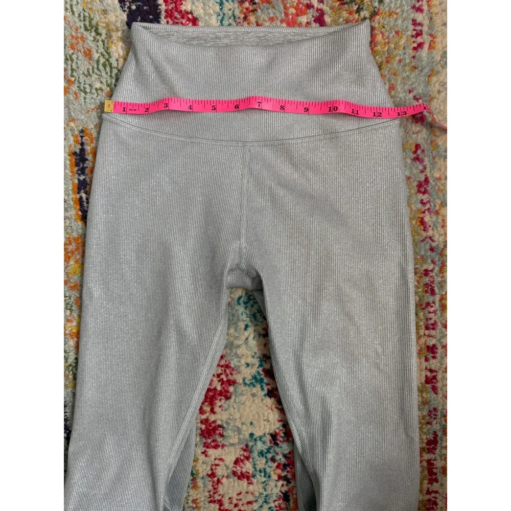 Alo Yoga High Waist Silver Shimmer Ribbed Leggings Silver Metallic Small